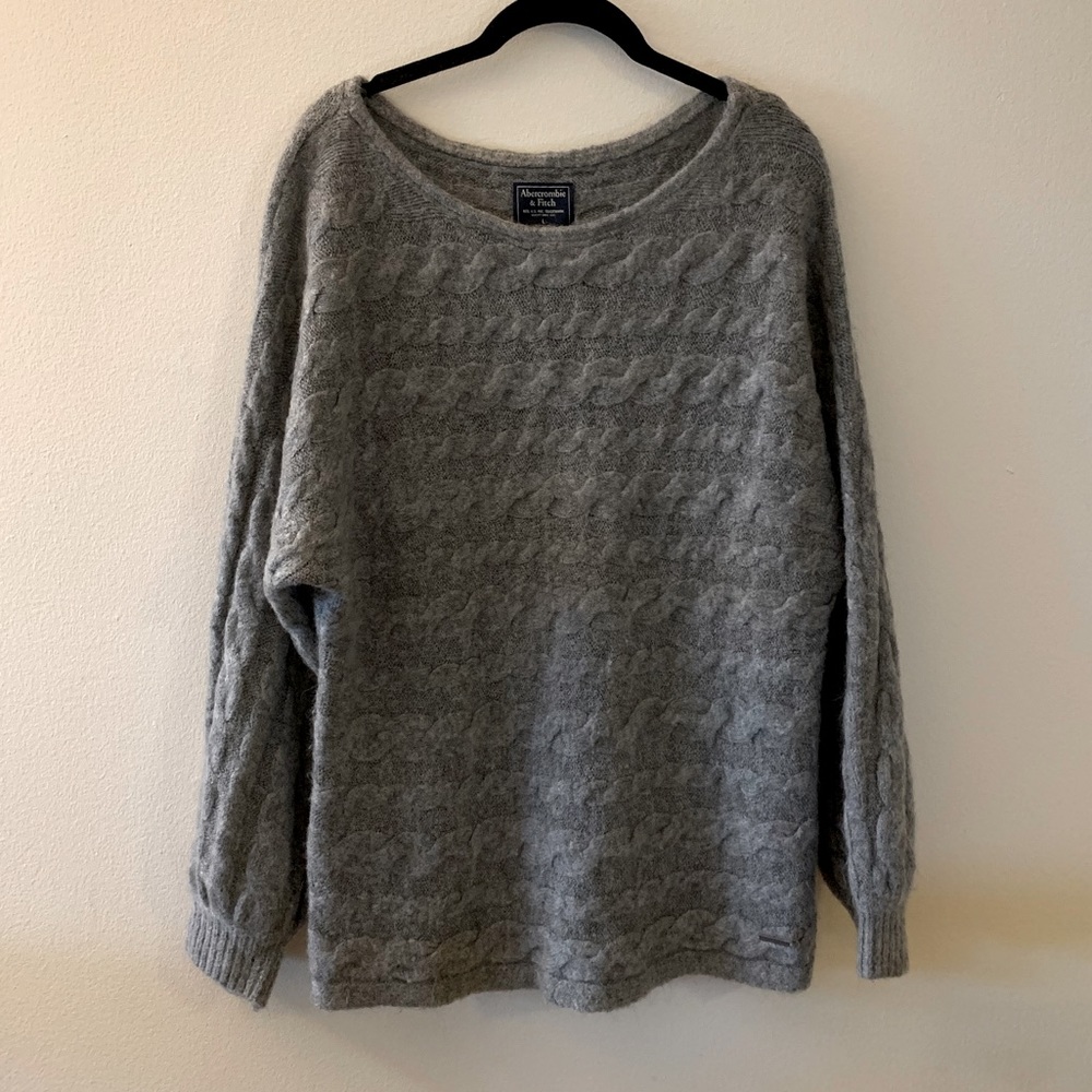 Abercrombie Sweater (L)